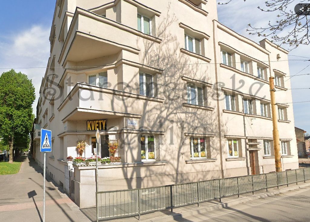 4-izb.155m2, prízemie, Jesenského, St.mesto VER